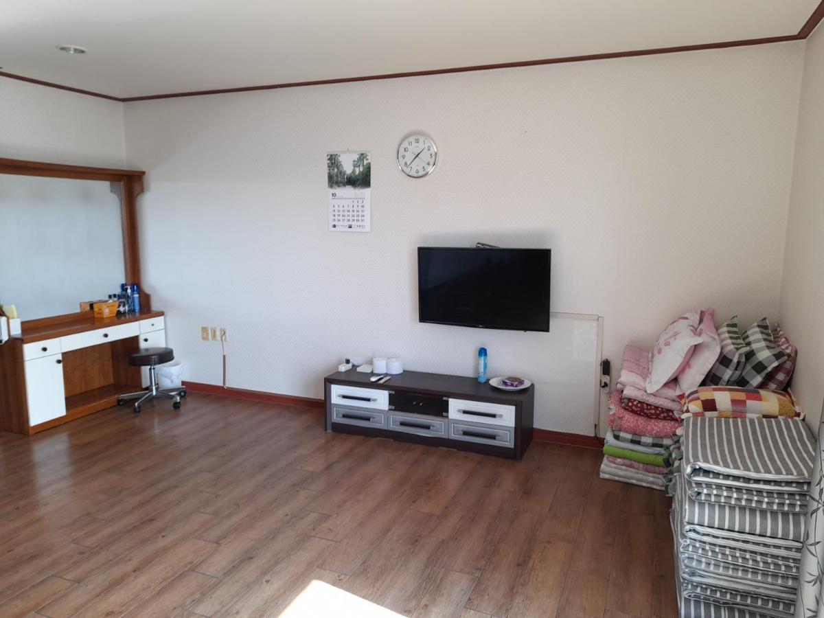 Haeansung Pension Seogwipo Esterno foto